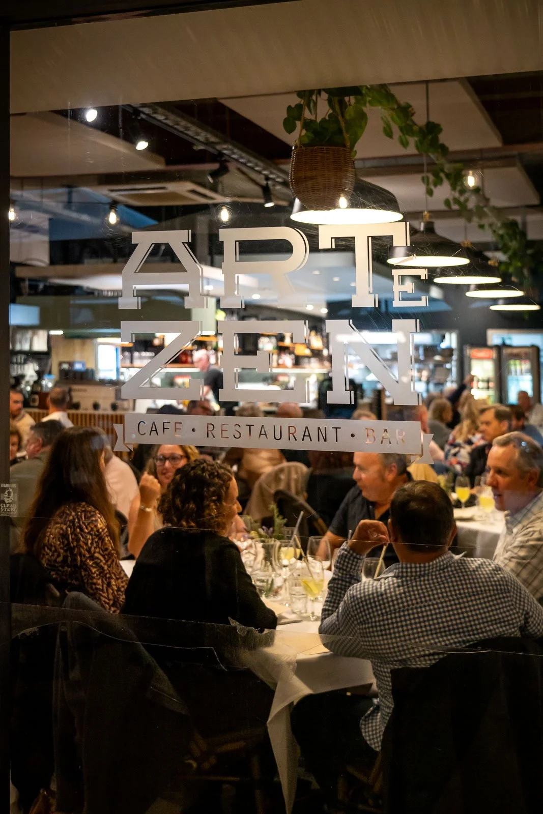 Artezan-Dining-Matt Moyes-17.jpg