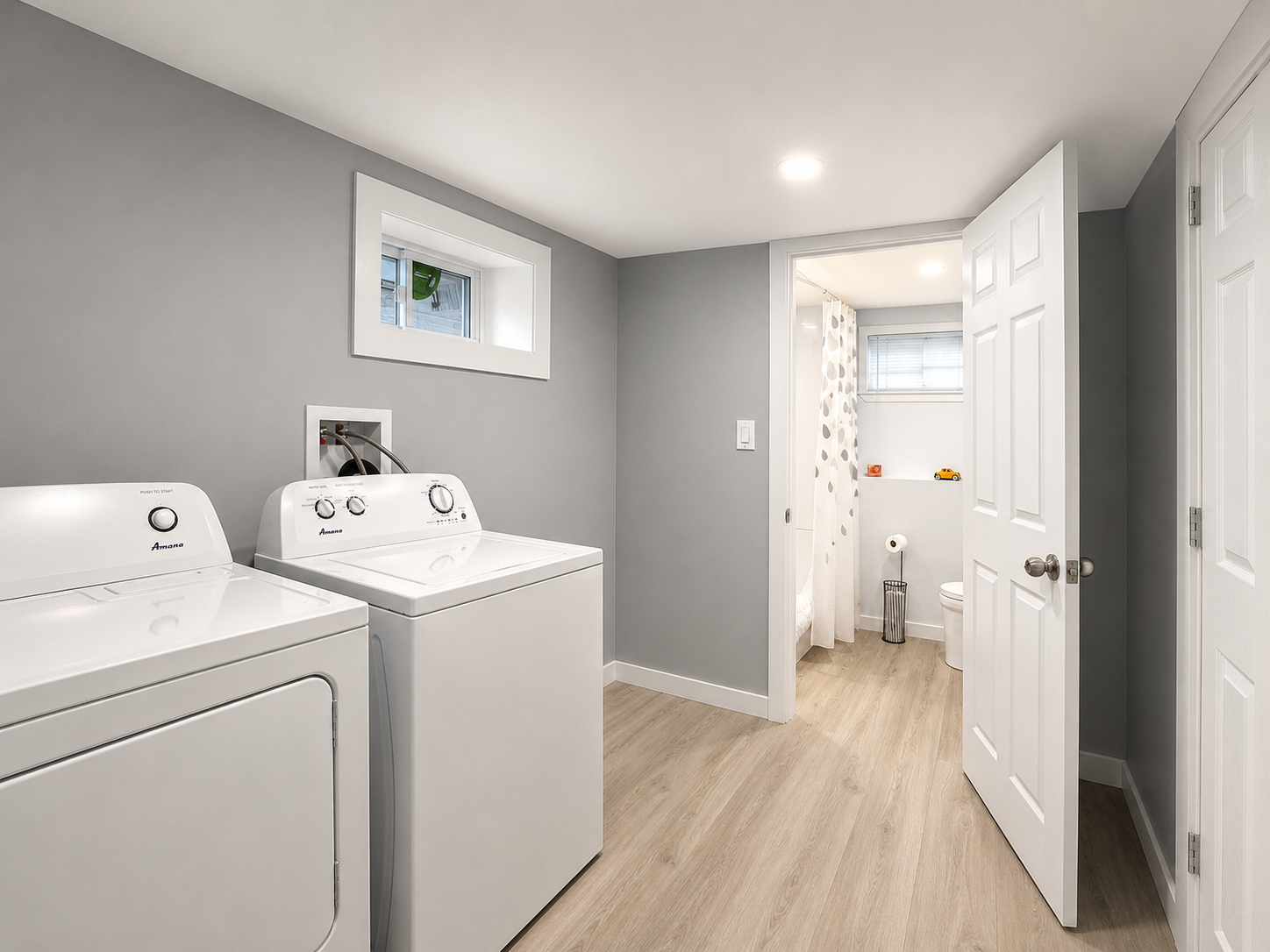 Basement bathroom.png