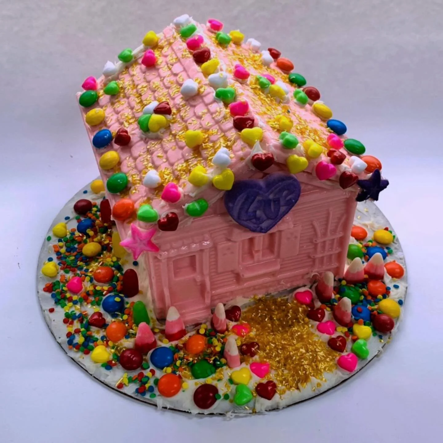 She&rsquo;s baaaack!! Our delicious, gorgeous, and incredibly fun Valentine&rsquo;s Day Pink Chocolate House!  The best quality candies &amp; chocolate, the most special activity and easy to build!  No better Valentines Day activity! Now live in our 