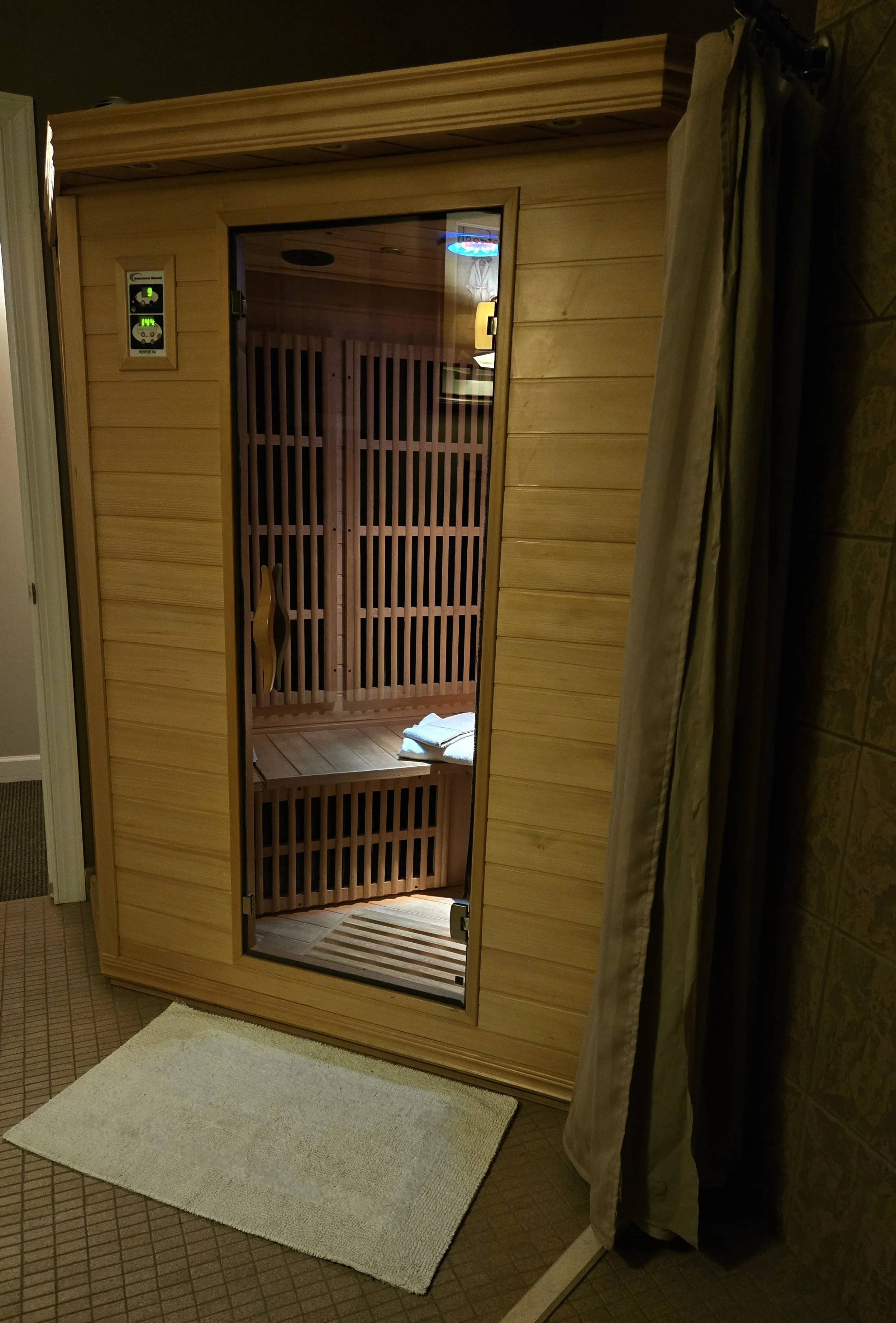 Rooted Massage & Detox  (1).jpg