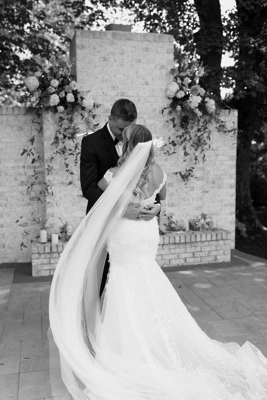 24PreviewMariah+Mitch-17.jpg