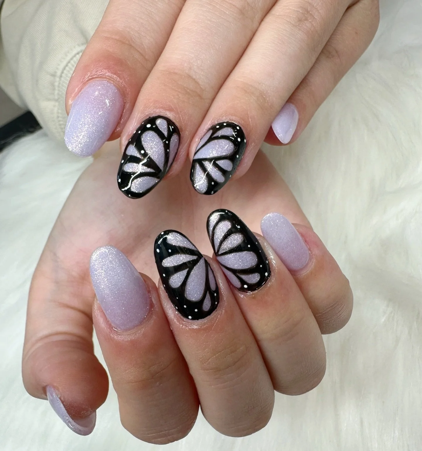 Feeling magical?

With these nails, of course you do 😉

.
.
.

#rockabellabeauty #perthbeautysalon 
#perthnails 
#nailartinspo 
australianailtech 
nailartperth 
naildesigns2025 
perthnailartist 
modernbeautyspace 
nailartlovers everyoneiswelcome