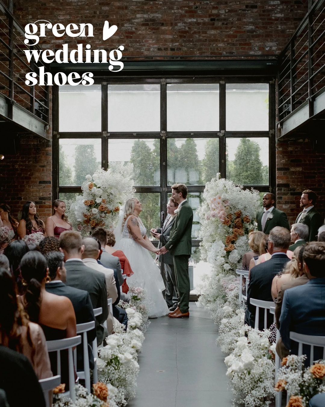 A Modern Long Island City Wedding Full of Ethereal Romance and Fun