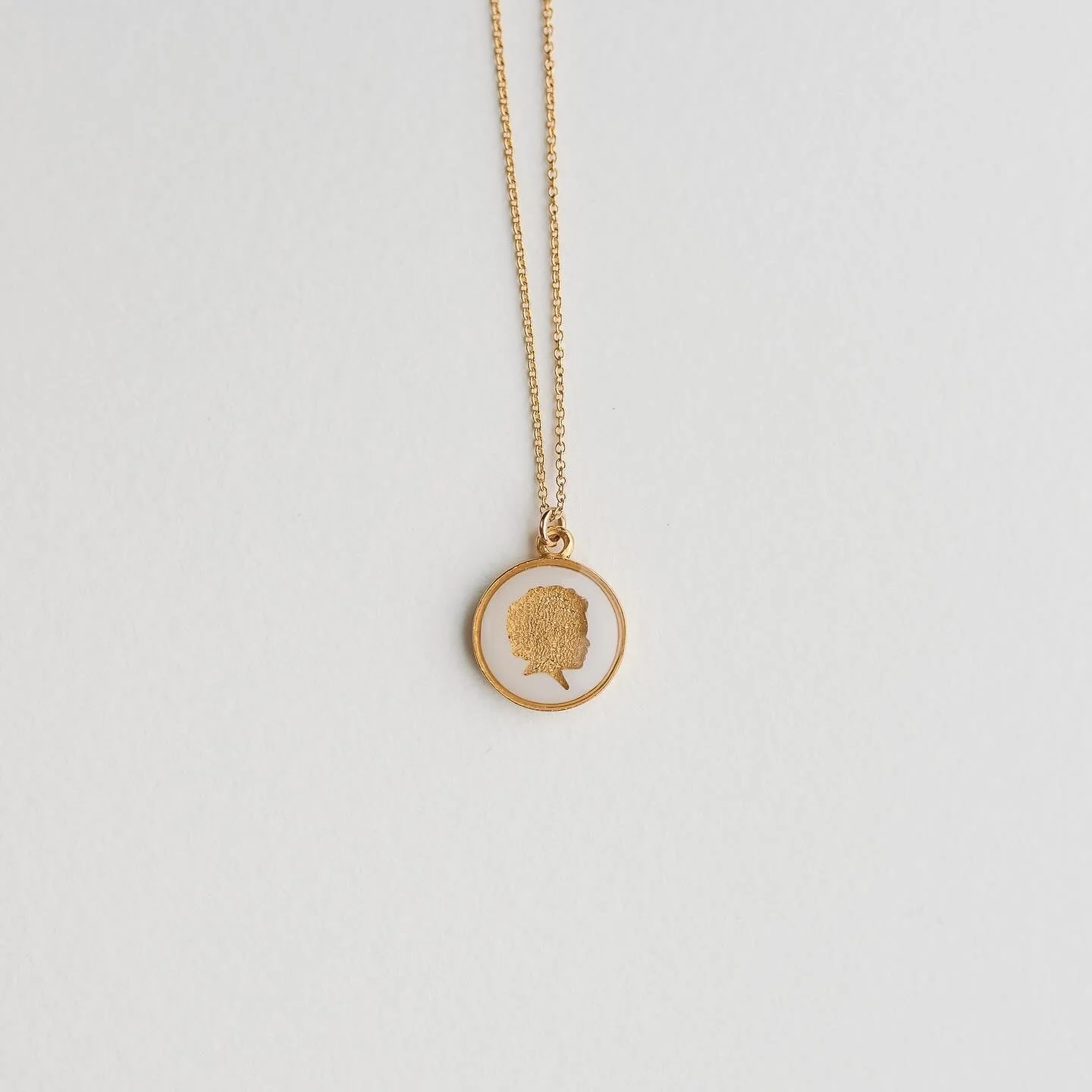 A little reminder: November 20th is the last day to order silhouette keepsakes for Christmas delivery. Each silhouette is hand-drawn before it&rsquo;s made into a finished piece, so our holiday deadline comes a bit earlier than most to ensure Christm