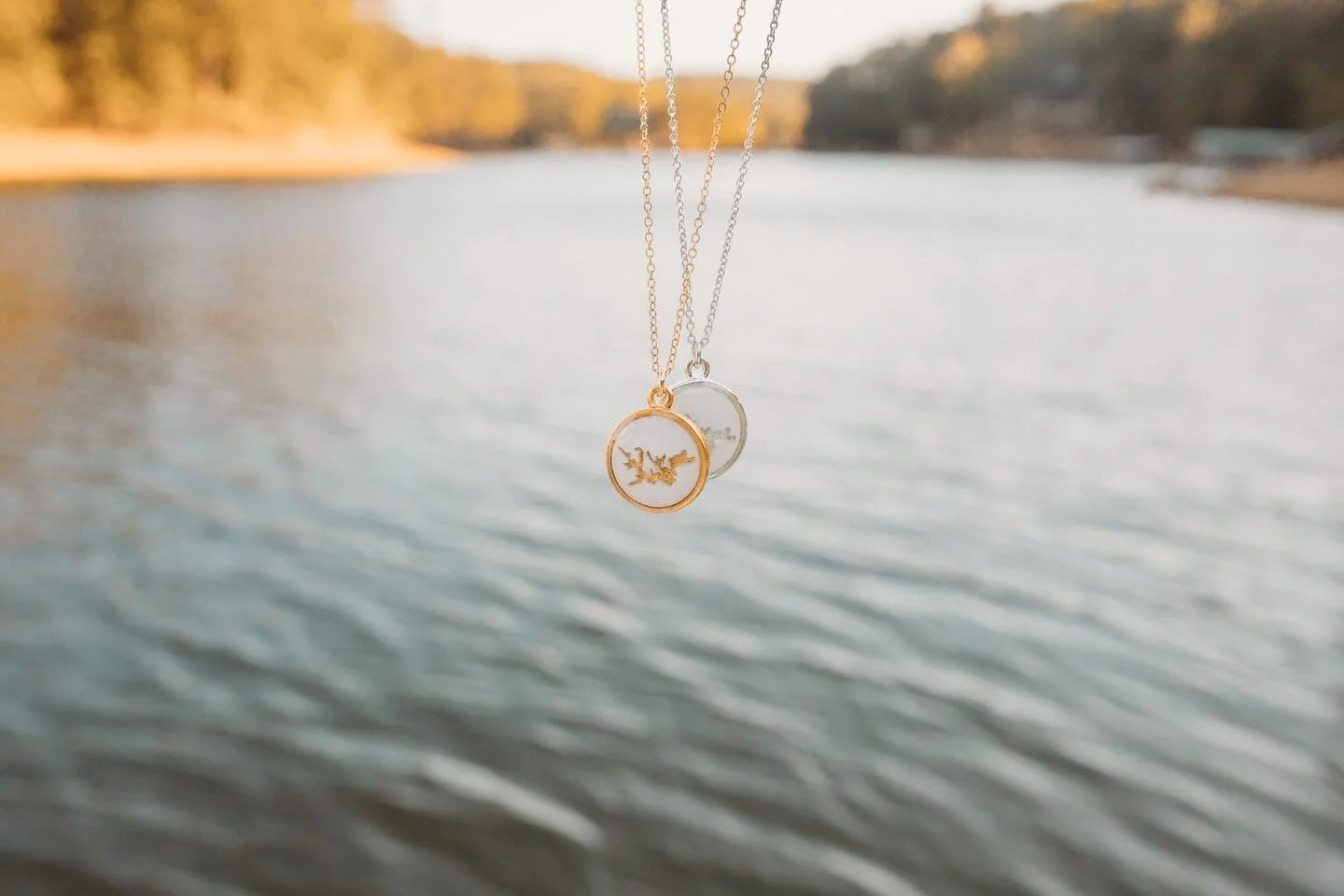 Still loving these Smith Lake necklaces, and it means so much to see how many of you are loving them as well. These make such a special gift for anyone who loves Smith Lake. 

Silhouette orders have already closed for the season, and non-silhouette o