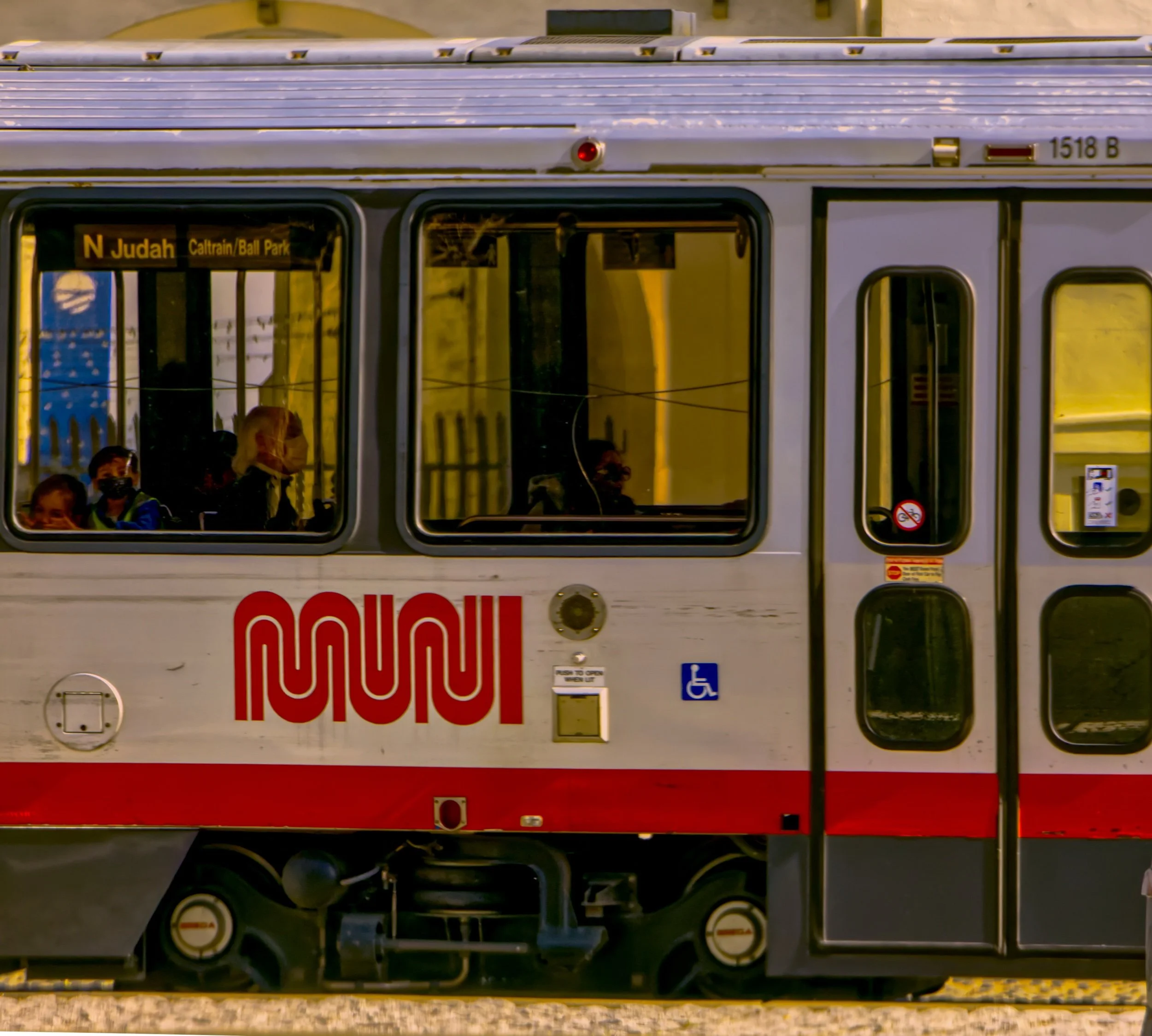  Transit Collective   Public vessel Embarcadero, San Francisco 2020  LUMIX GX85  |  Telephoto  |  Digital 