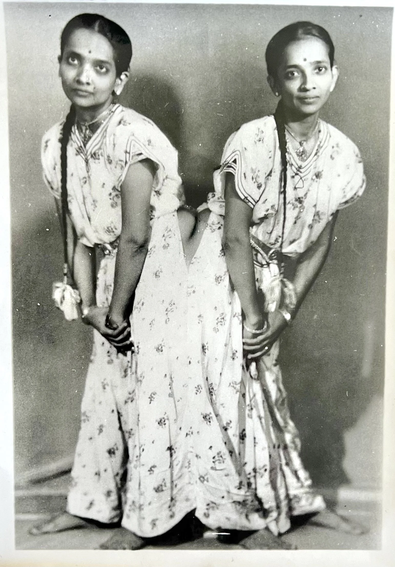Gaurabai-Gauganbai Siamese Twin Sisters of Bangalore, 1937 Universal Exposition