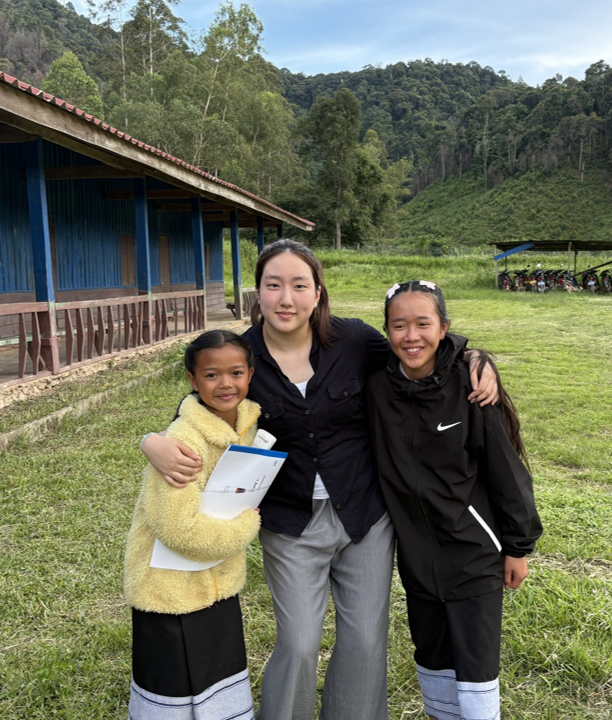 지안과 두소녀.png