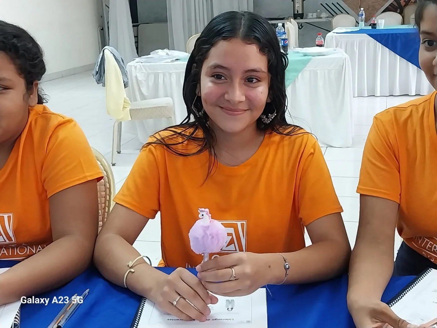 김미정 박사의 비전 아래 BBL Learning(약칭 BBL)이 운영하는 YLLP는 청소년들이 “나는 내 삶의 저자입니다”라는 핵심 철학을 따라 배움을 통해 리더십을 발휘하고 사회적 영향력을 키우는 프로그램입니다.