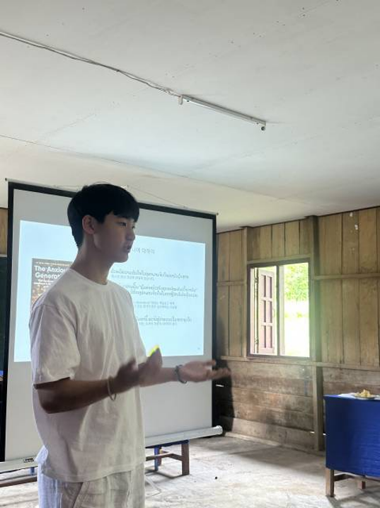 Youth Life Leadership 김미정 박사의 비전 아래 BBL Learning(약칭 BBL)이 운영하는 YLLP는 청소년들이 “나는 내 삶의 저자입니다”라는 핵심 철학을 따라 배움을 통해 리더십을 발휘하고 사회적 영향력을 키우는 프로그램입니다.
