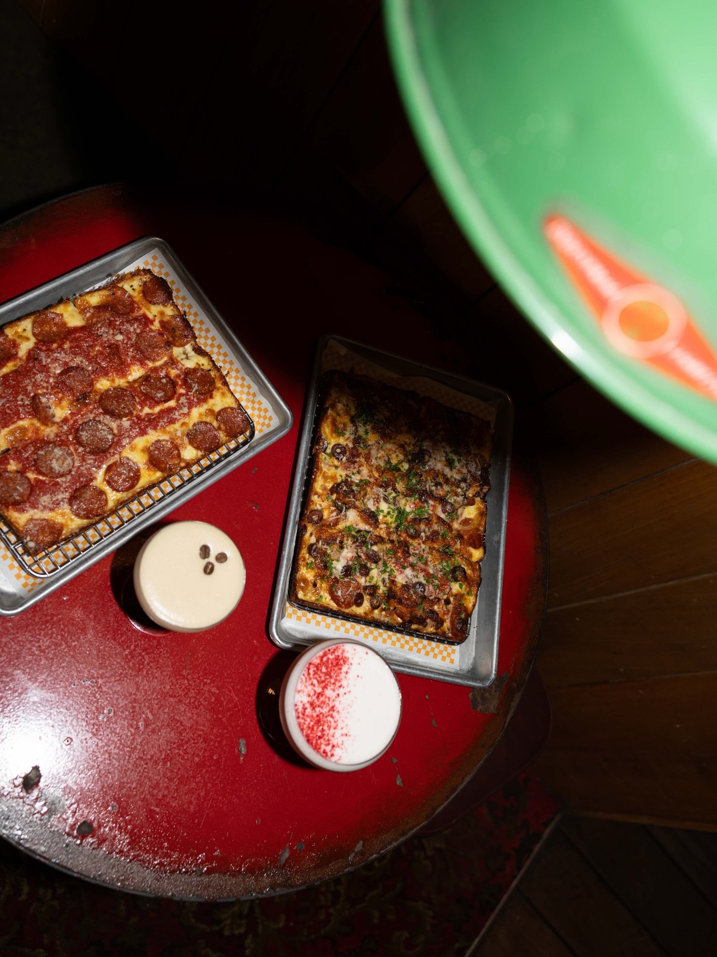 Tuesdays done right: Pepperoni &amp; Supreme pizza with a side of cocktails 💋 open til late x