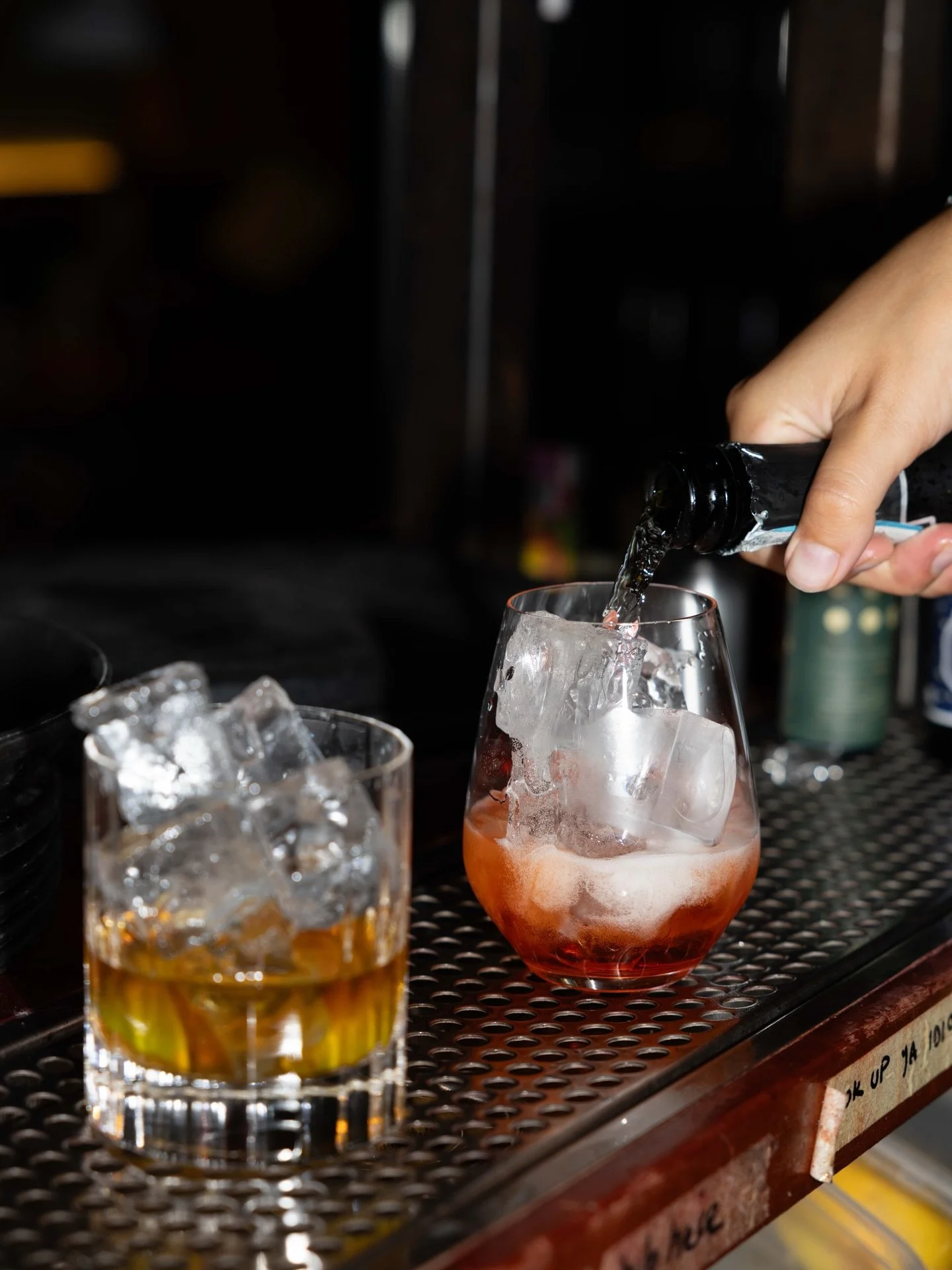 It's a Sunday session kinda Sunday 💋 we have live music from 4:30pm with @ladybabzzz 

See you soon.