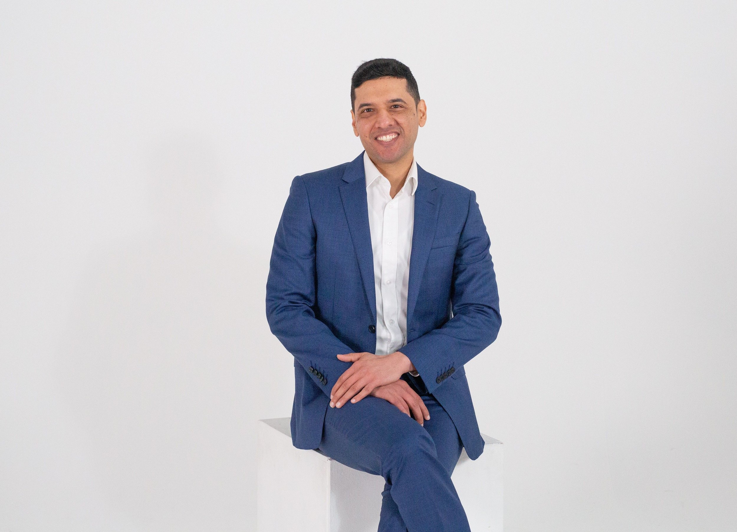 Zorayas_Shethna_Head Shot