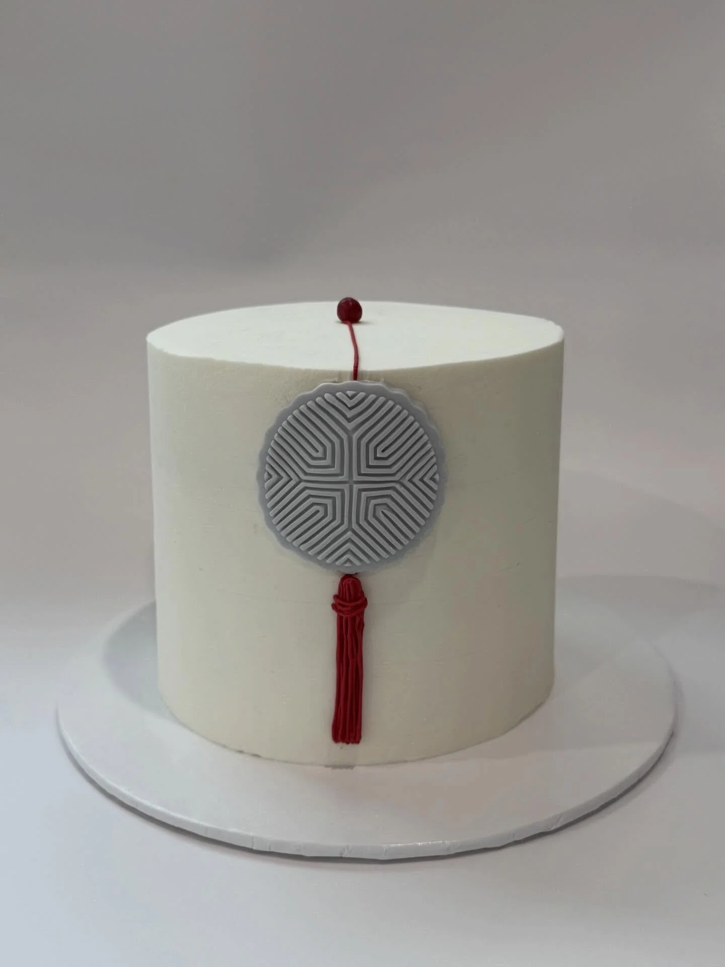 Cakes for a dohl and 100th day celebration 🥹🤍💛