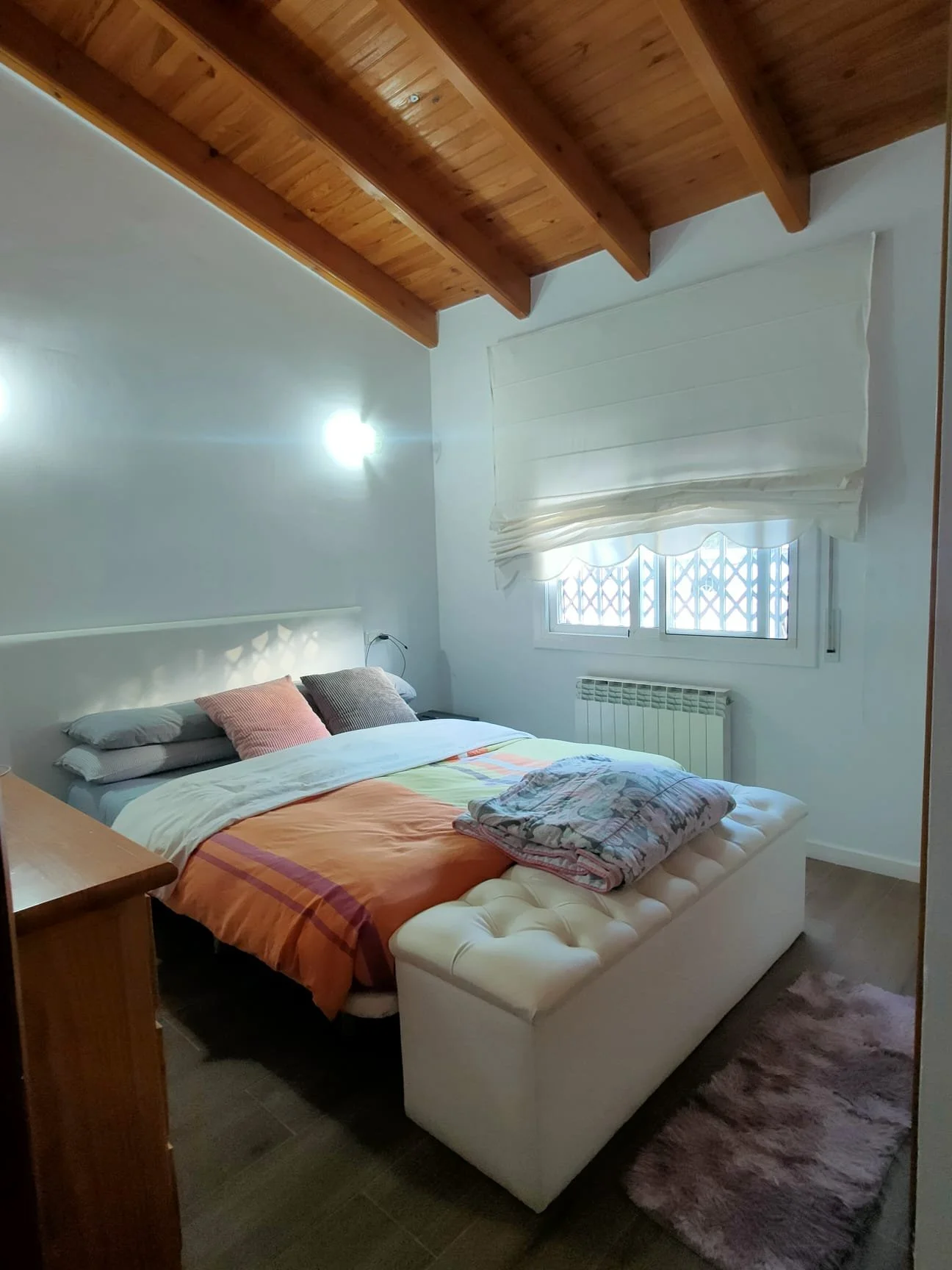 Salon en la casa en Girona, casa en Vidreres, playa en Lloret de mar.