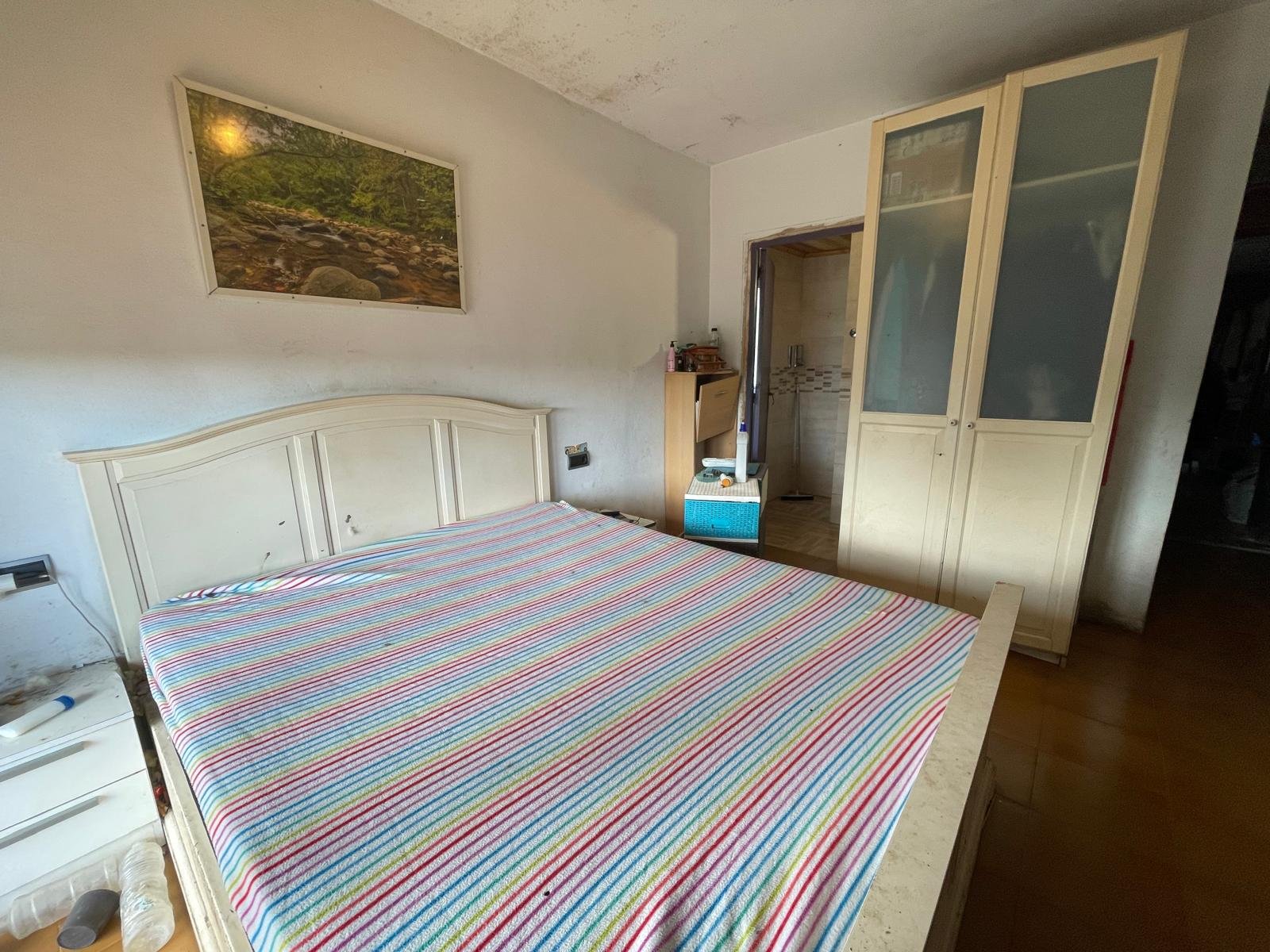 Dormitorio en una casa en Vidreres, Lloret de mar, Girona.