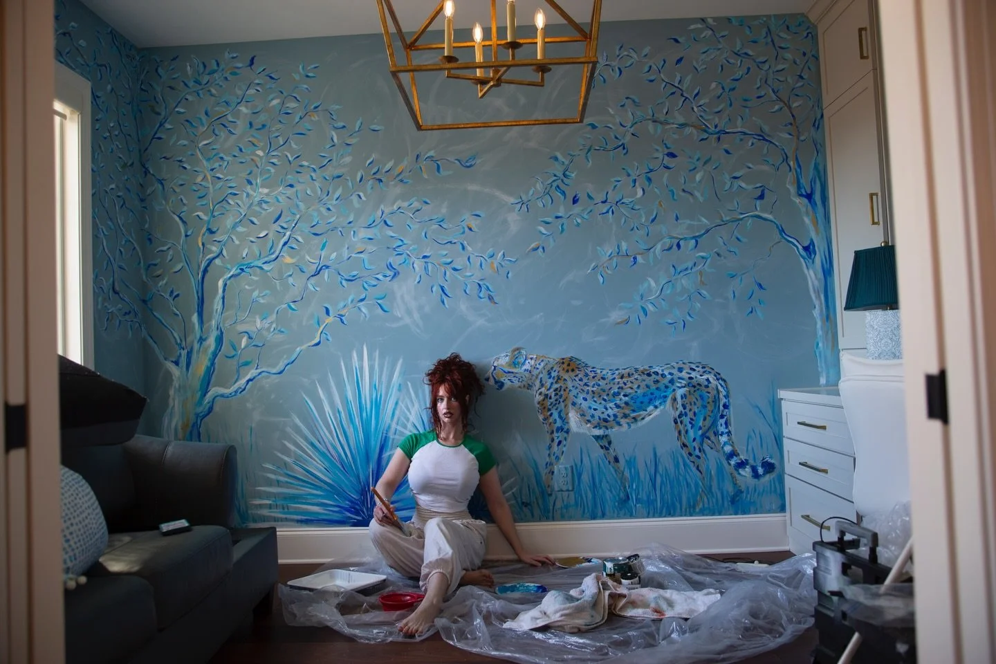 Your free will + my free will = your house into the home of all homes 🐆✨💙🎨 #mural #muralartist #interiordesign #interiormural #chinosoiremural