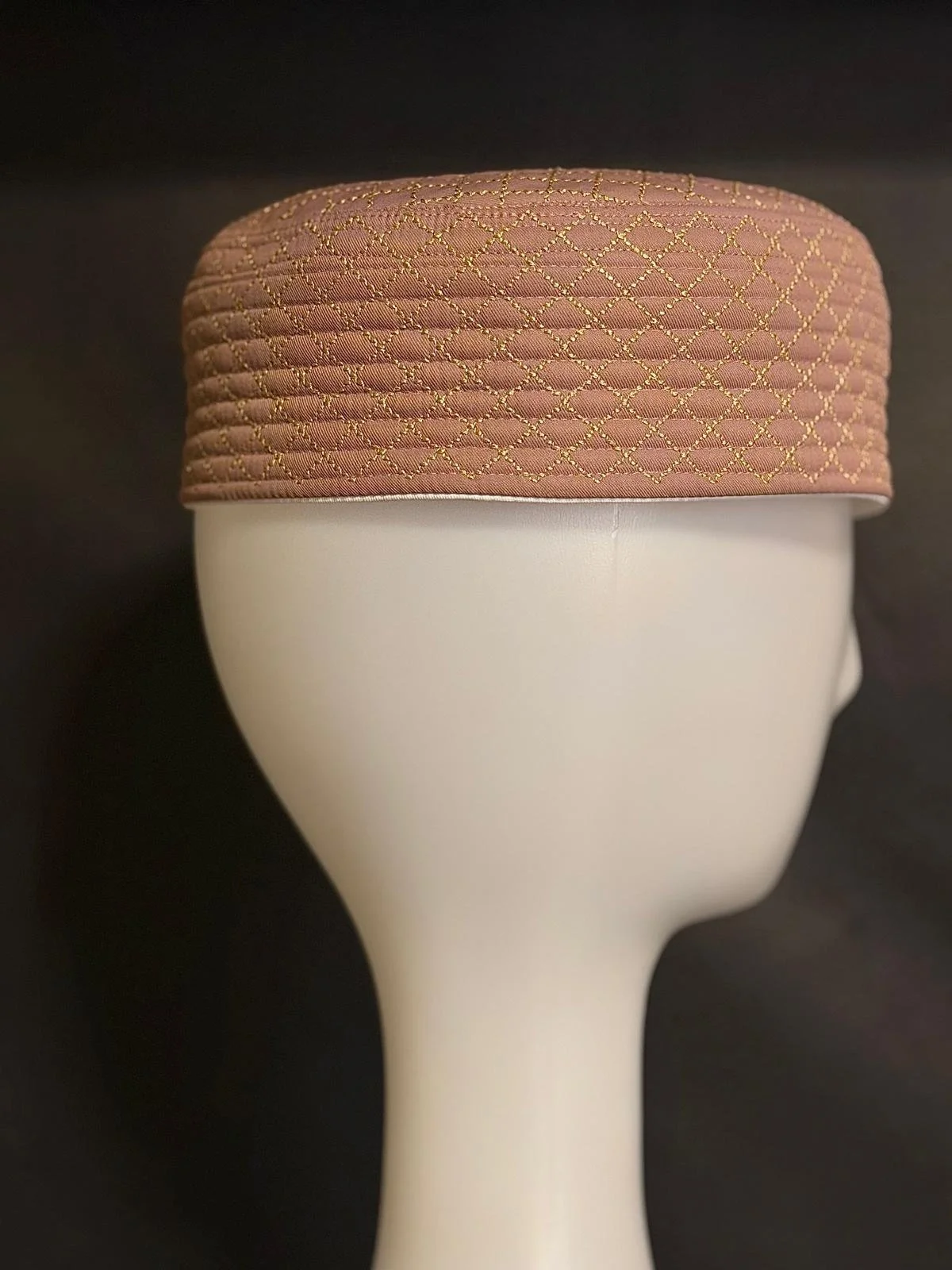 Reversible Peach & White Kufi