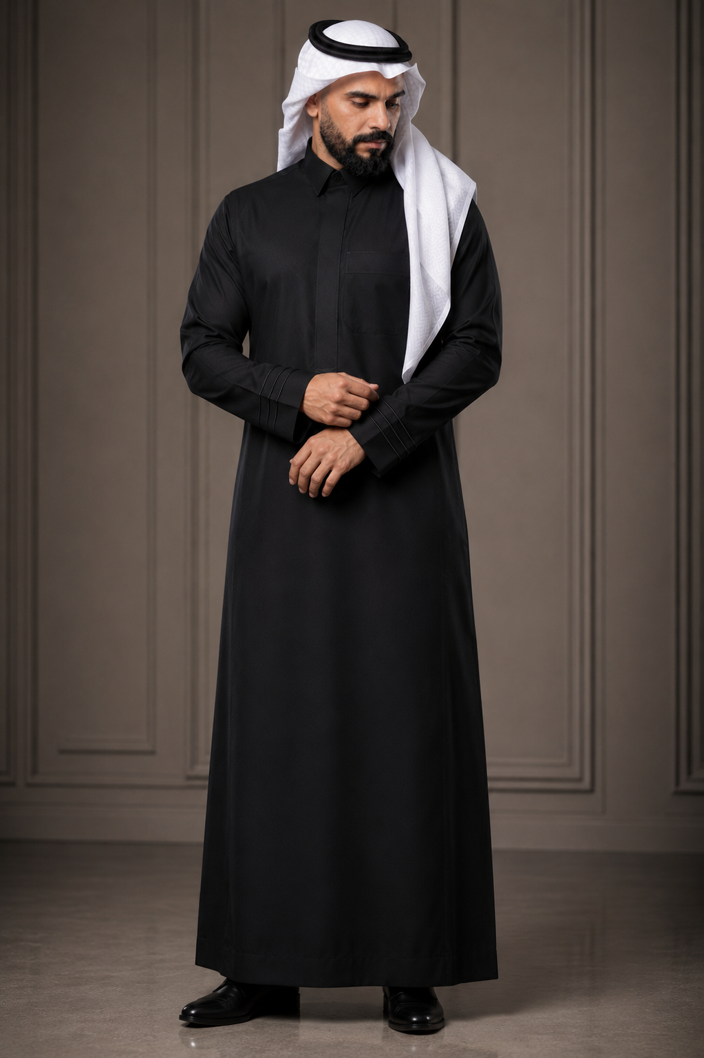 Elegant Black Traditional Thobe