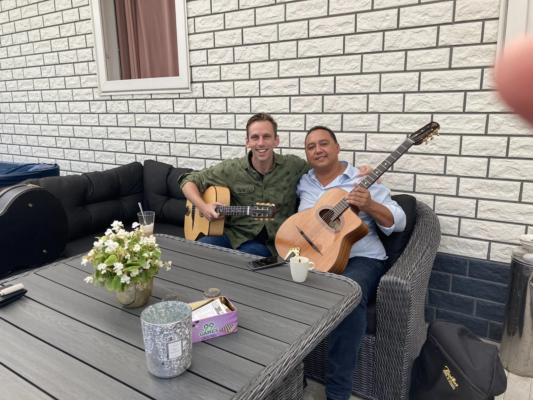 With the great Sinti guitarist Paulus Shäfer at his home in the Netherlands
