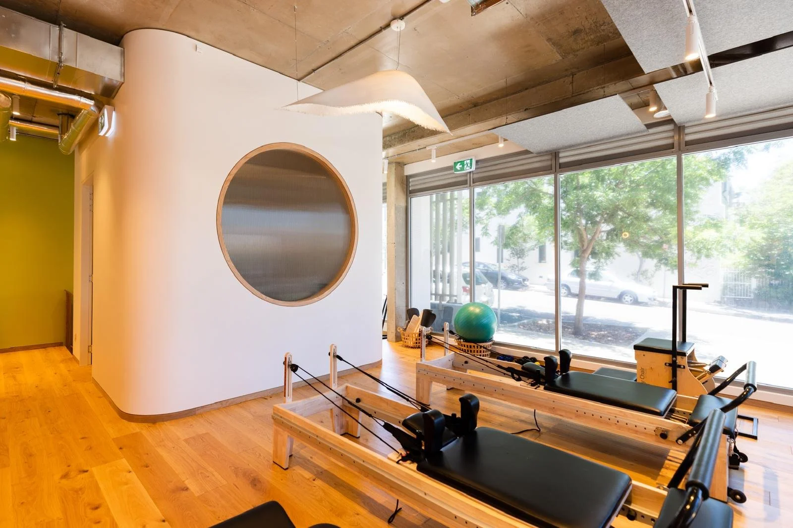 Physiotherapy clinic in Newtown specialised in clinical Pilates