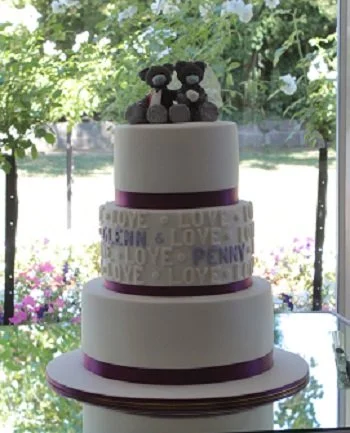 Teddy Bear Romance - Personalise your wedding cake with Bespoke toppers... ask us what we can create for you!