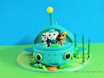 OCTONAUTS!! - This 3D carved cake is a certain hit amongst the youngsters!