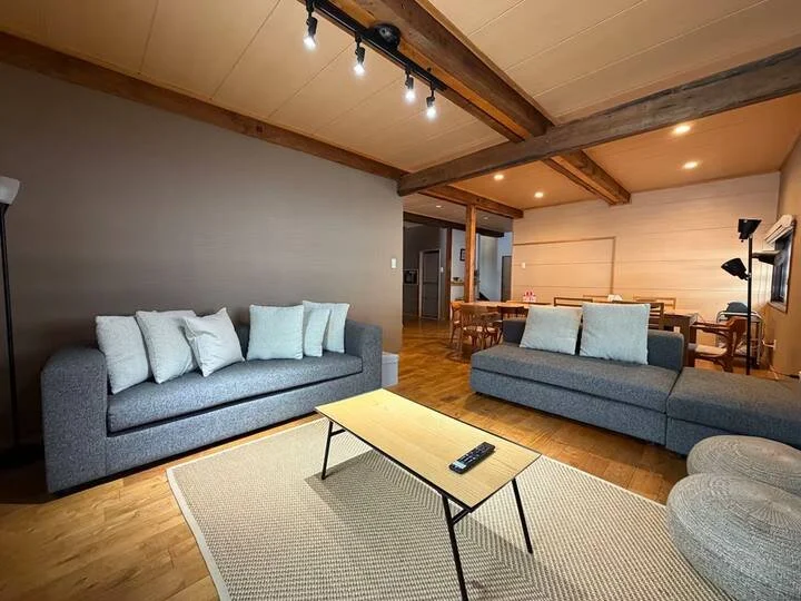 Yamagoya - Living Room