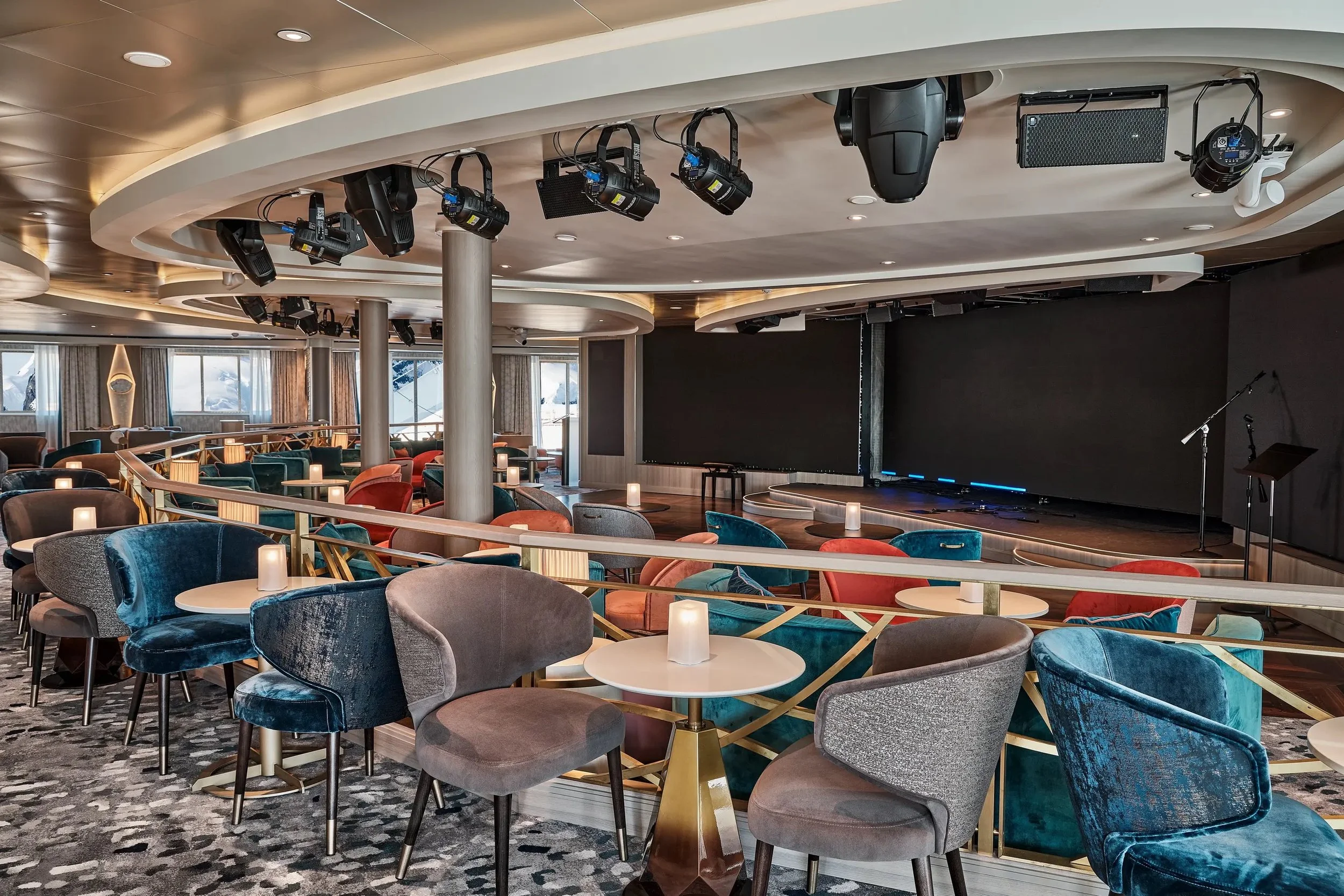 Explorer Lounge 2.jpeg