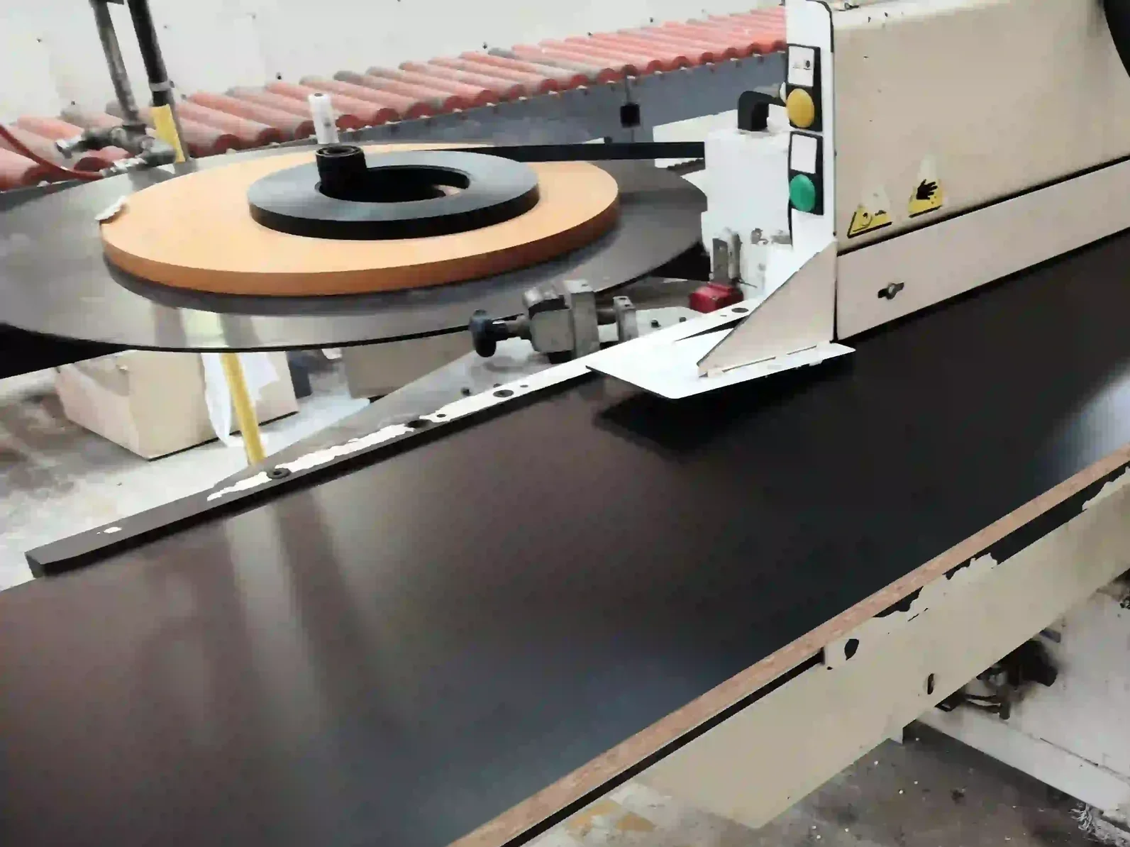 MDF board on wood cutting and edgebanding machine.