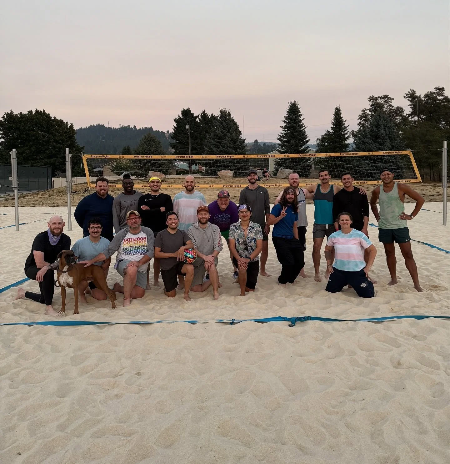 We still think it&rsquo;s summer!! 

#lgbtq 
#volleyball
#queersports