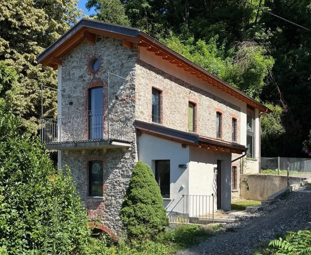 risanamento stabili al mappale 94 del comune di Sessa