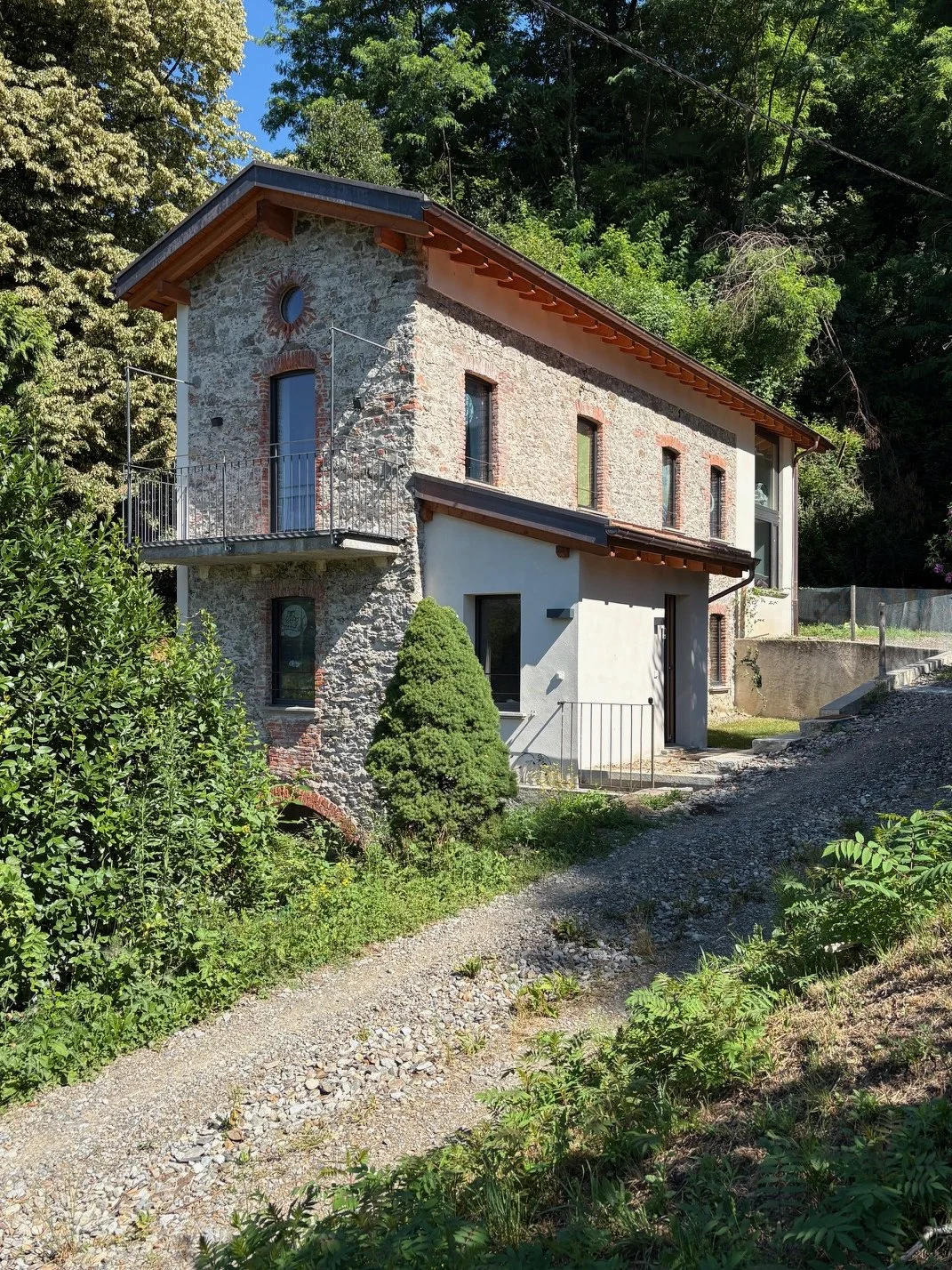 risanamento stabili al mappale 94 del comune di Sessa