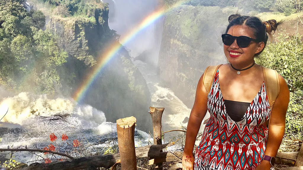 Pinay nga milibot sa 195 ka nasod | Sunstar