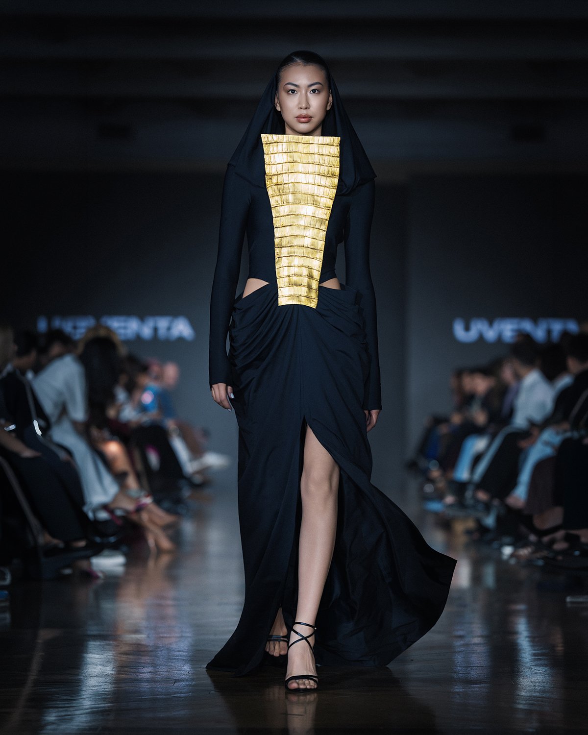 LOOK 30