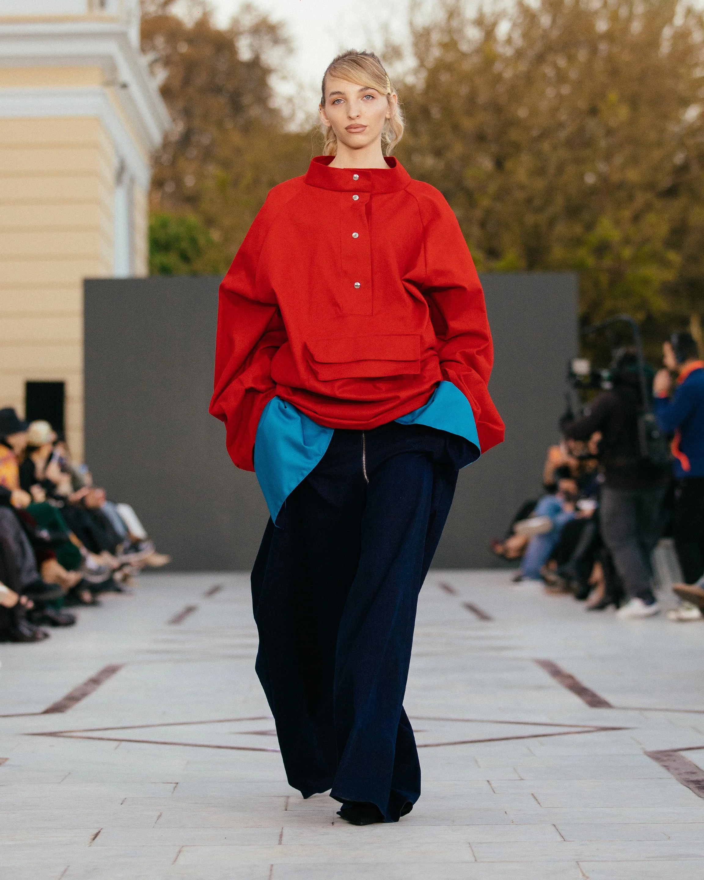 LOOK 4