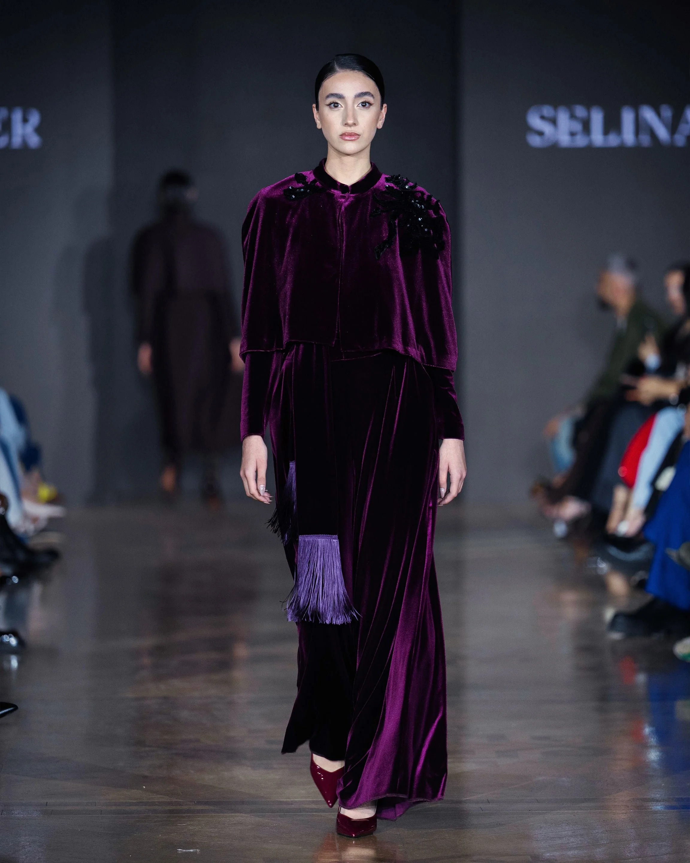 LOOK 18