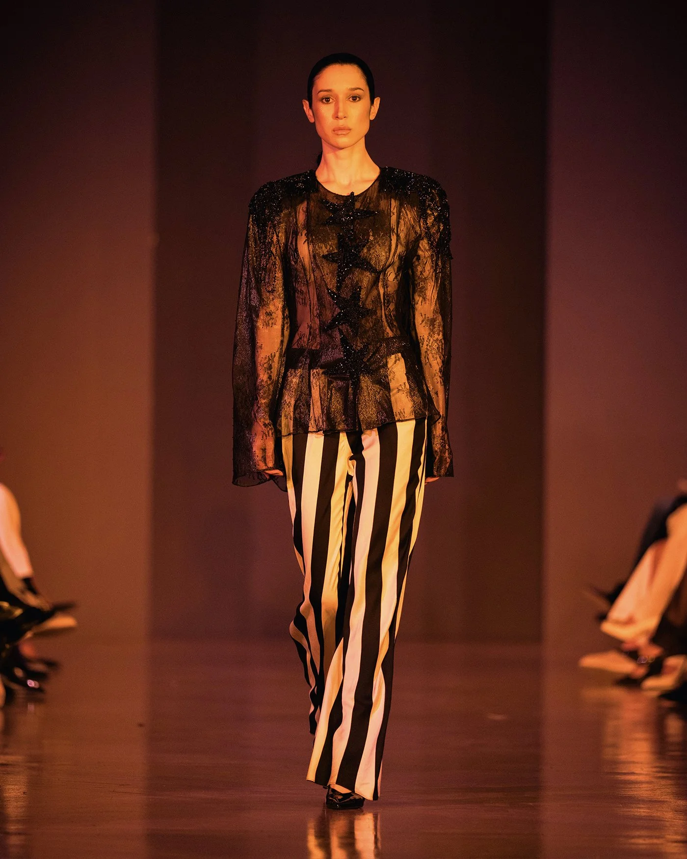 LOOK 13