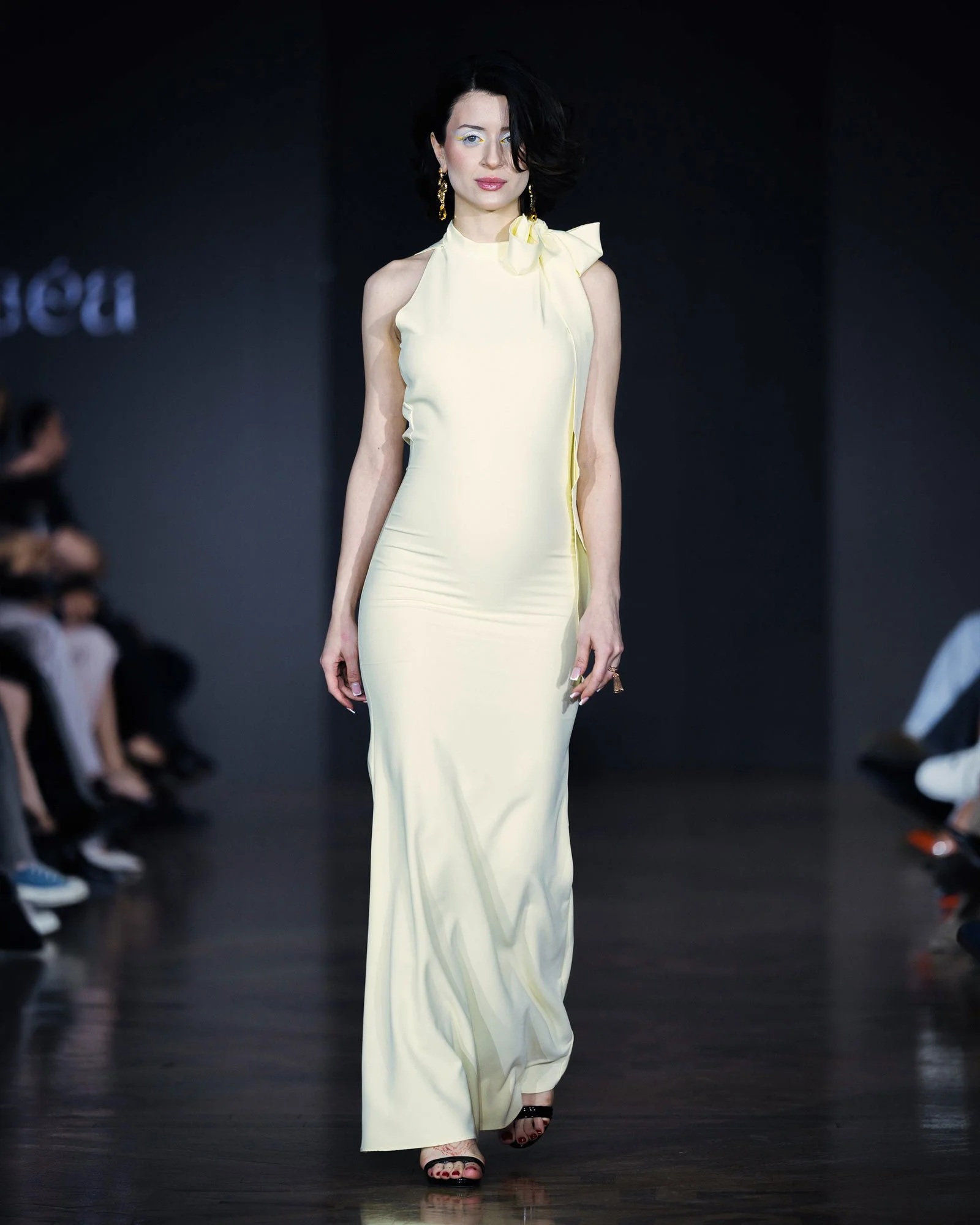 LOOK 2