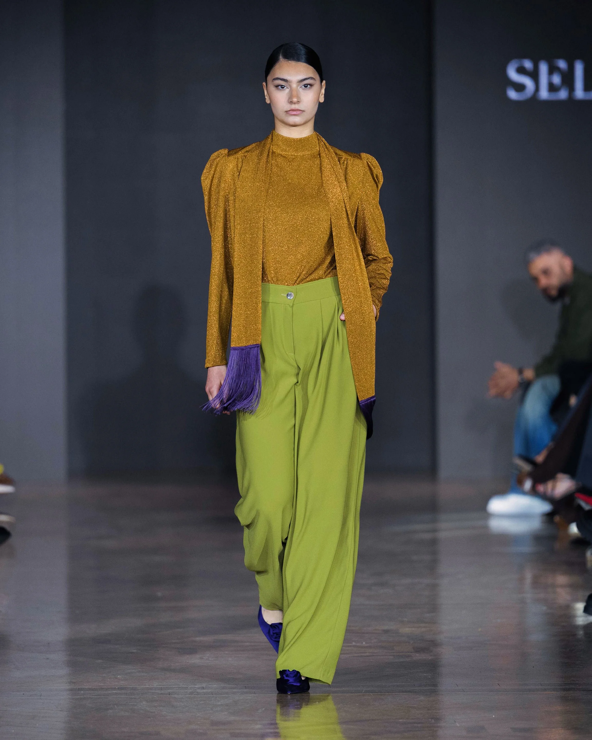LOOK 14