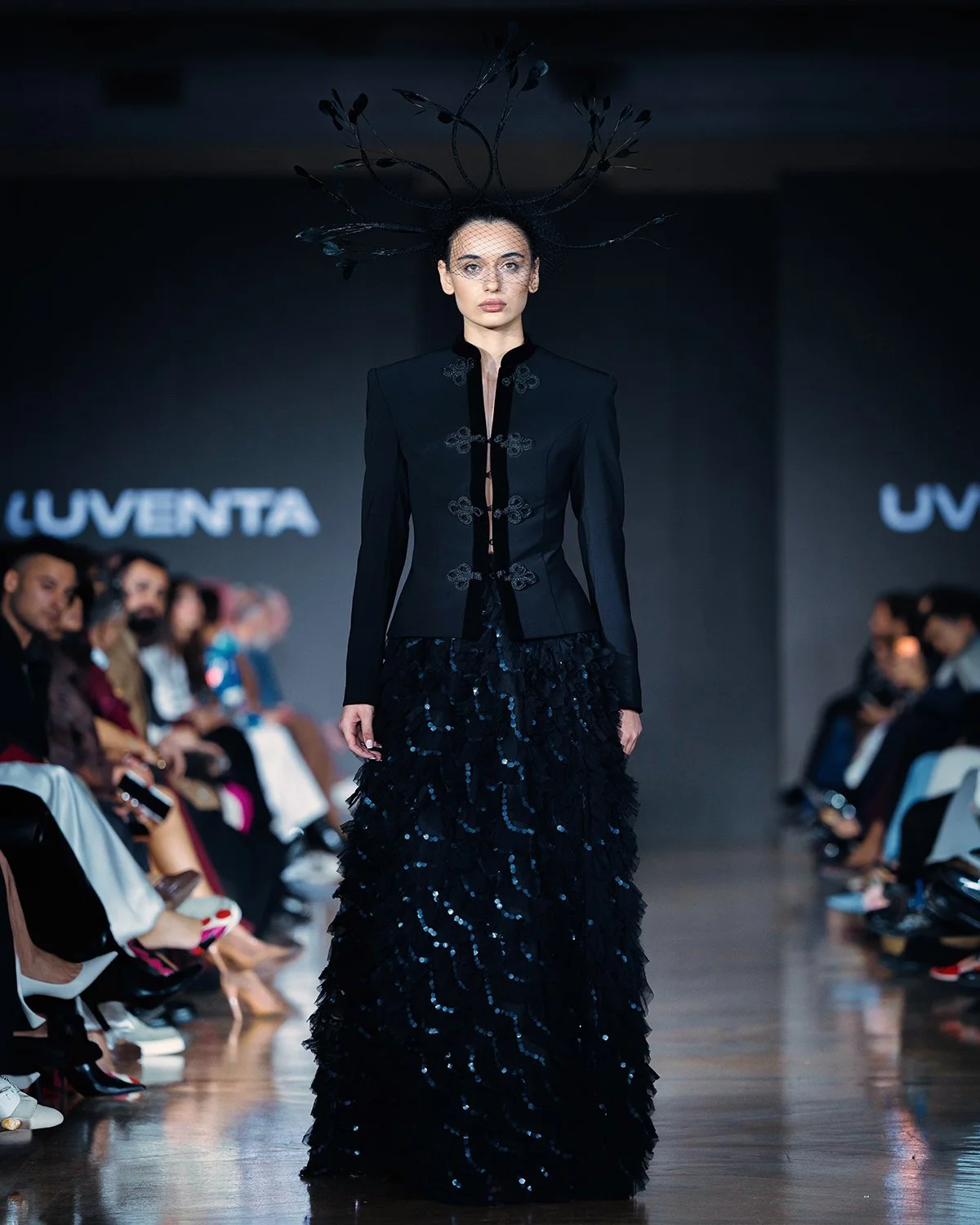 LOOK 3