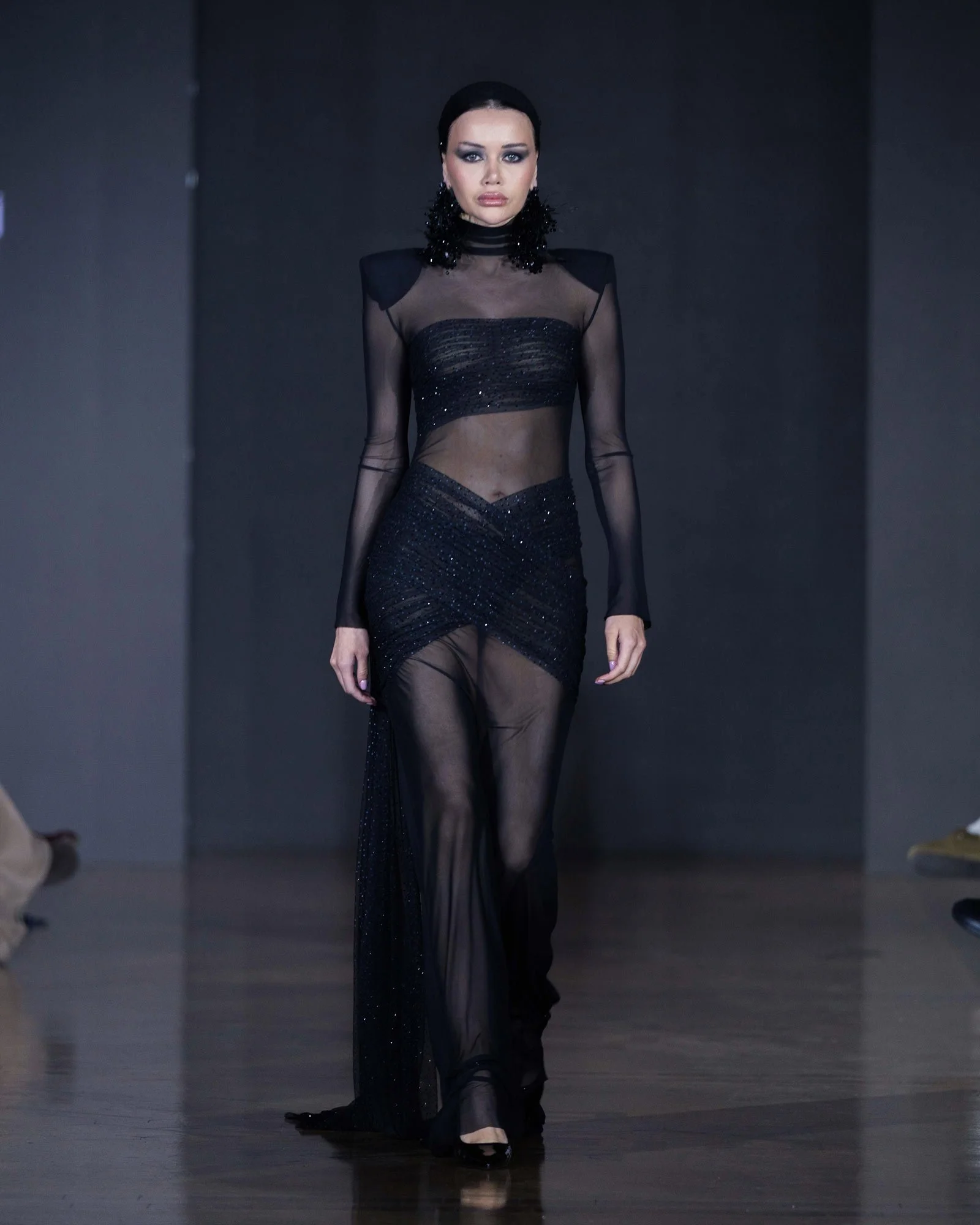 LOOK 11