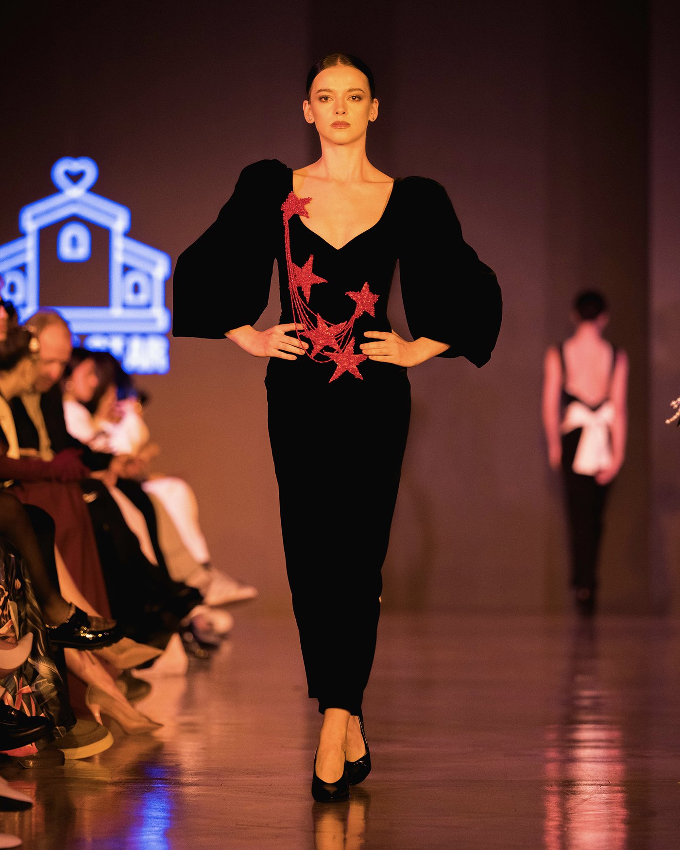 LOOK 21