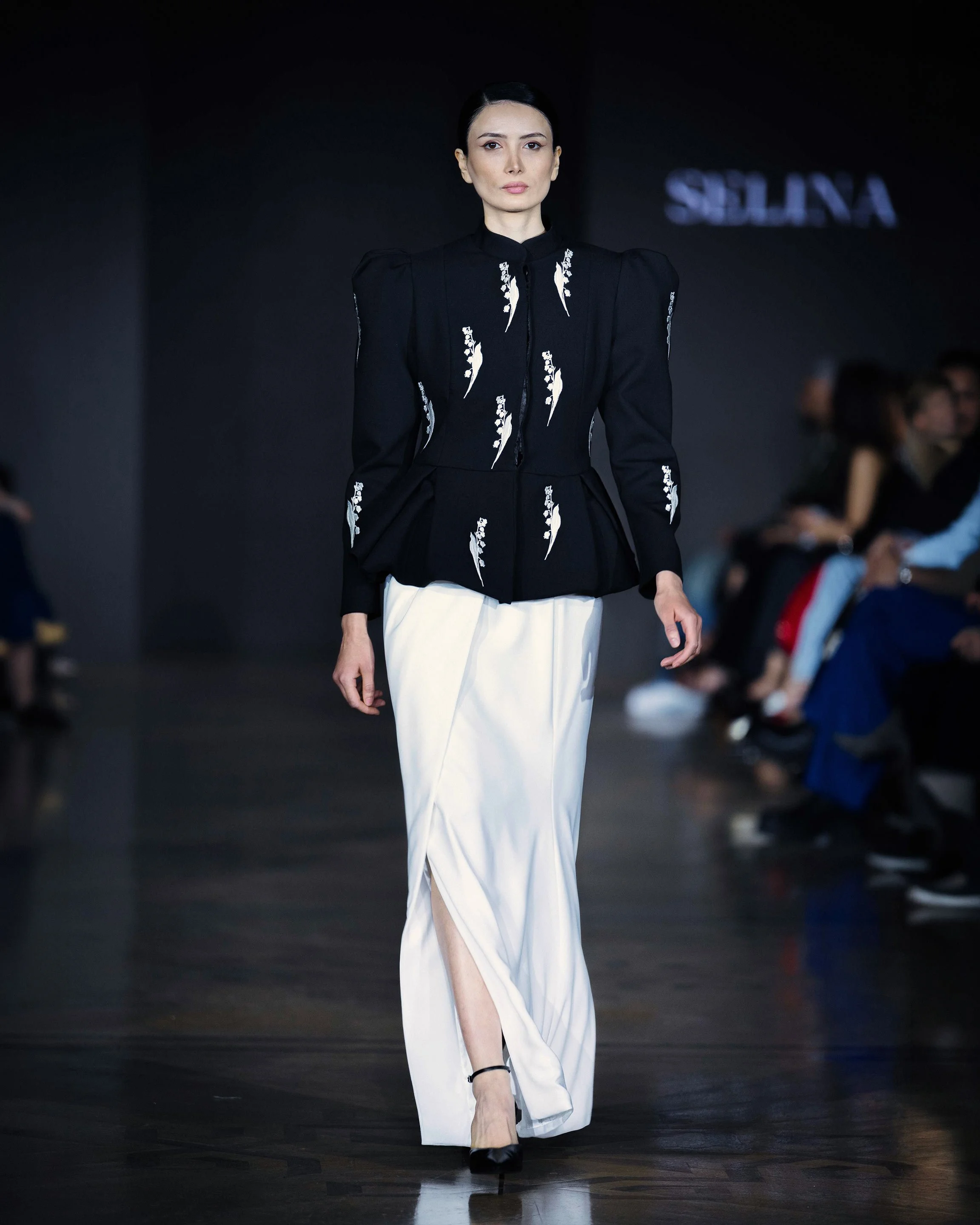 LOOK 21