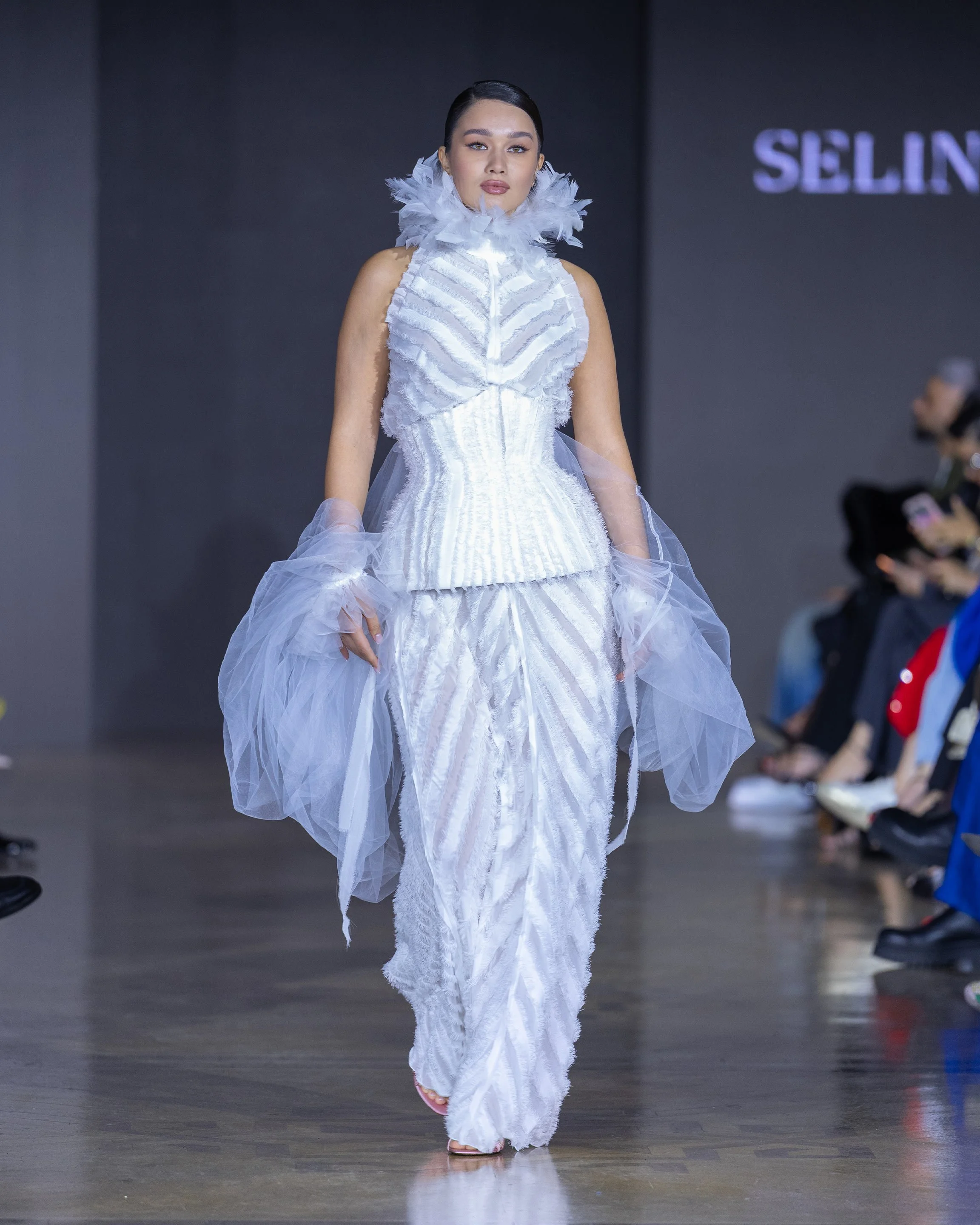 LOOK 30
