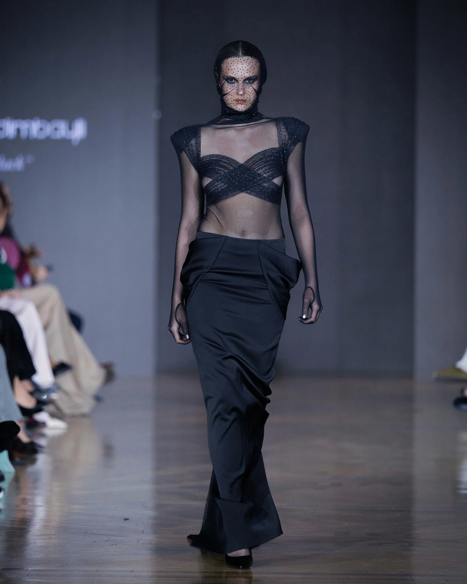 LOOK 9