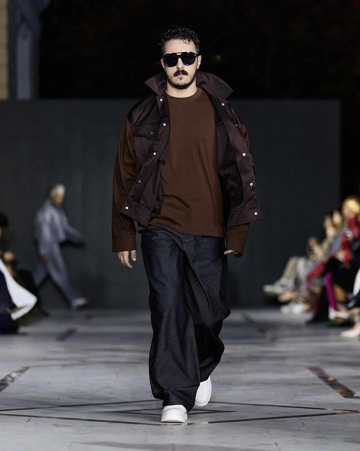 LOOK 3