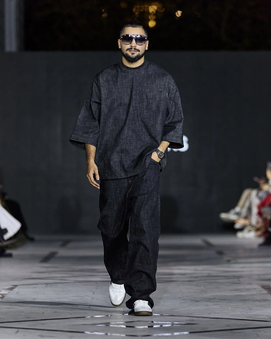 LOOK 9