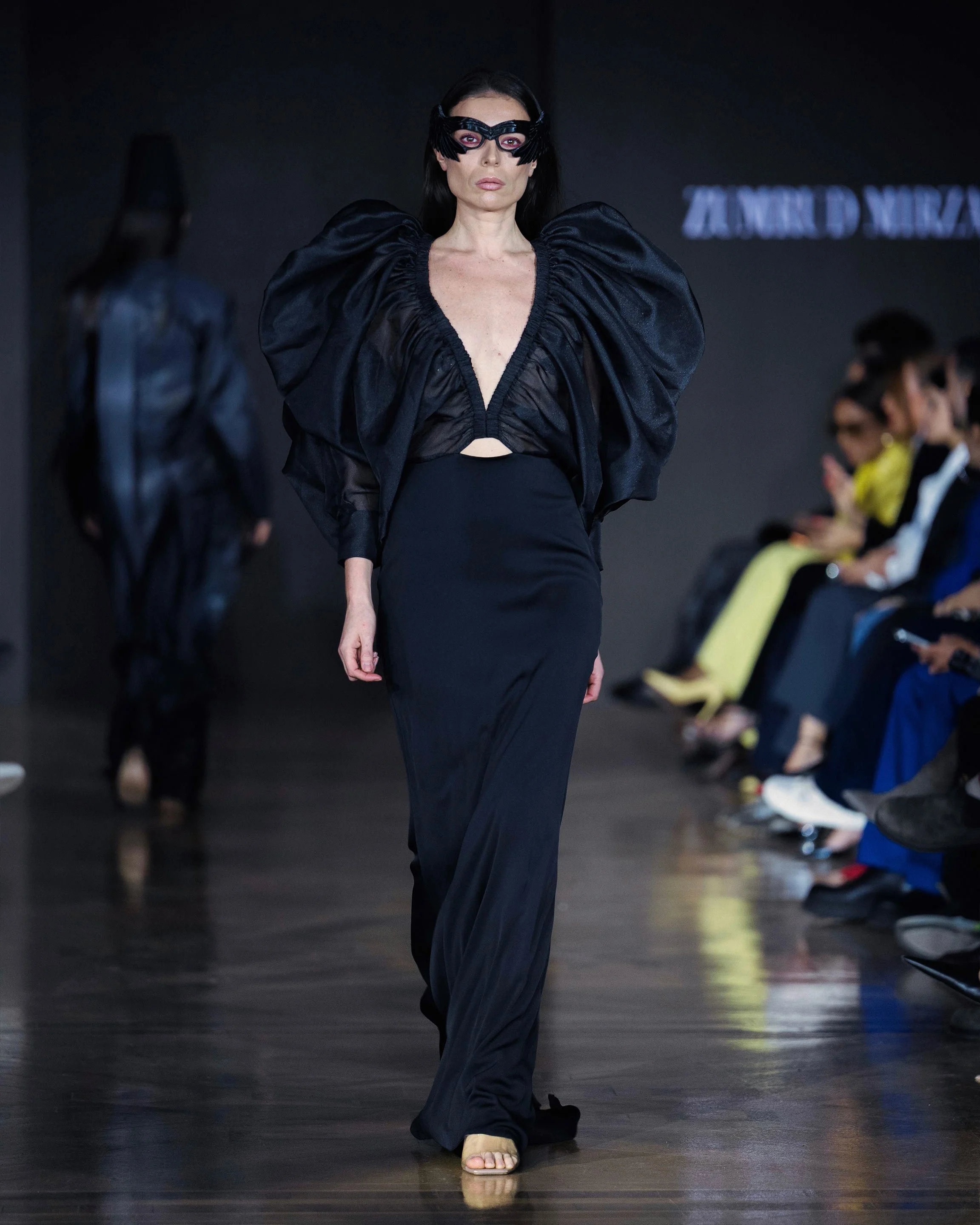LOOK 14
