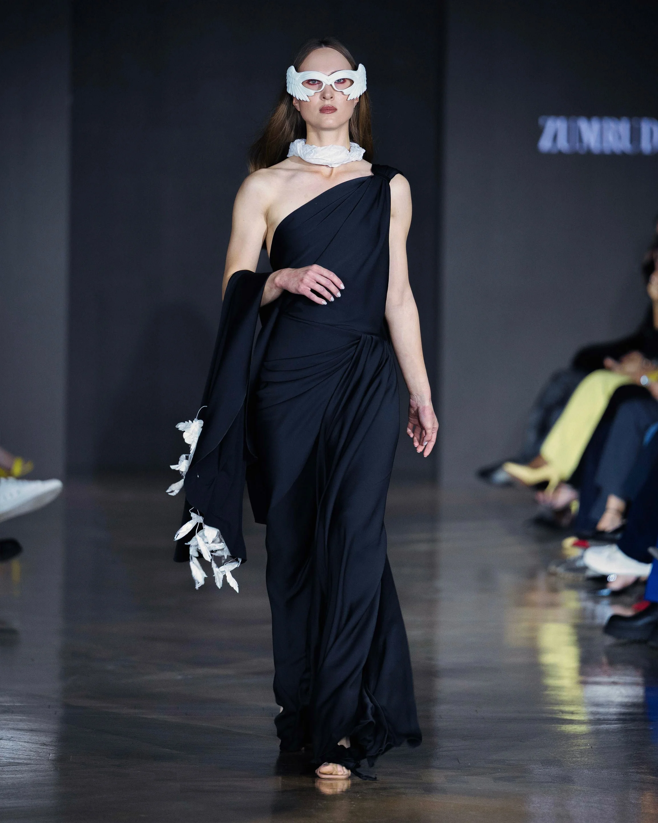 LOOK 4